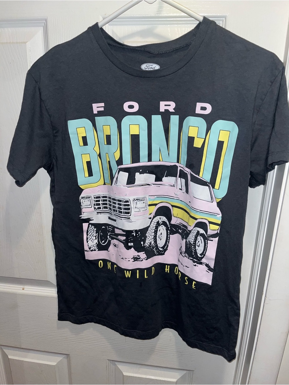 New without tags Juniors Size Medium Target Ford Official Short sleeve Tshirt